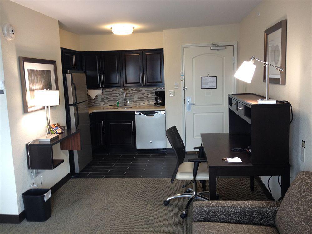 Staybridge Suites Schererville By Ihg Exterior photo
