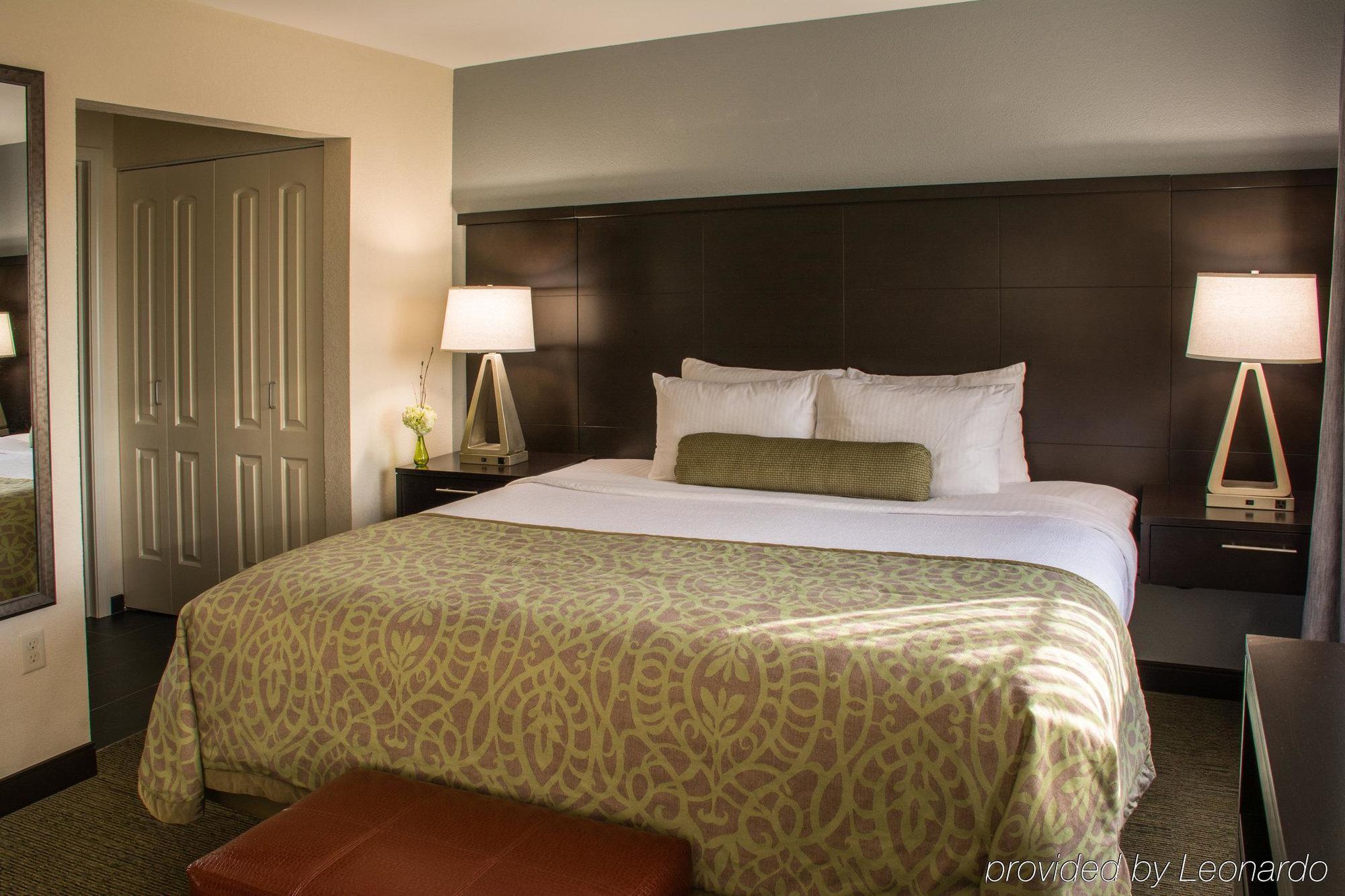 Staybridge Suites Schererville By Ihg Exterior photo